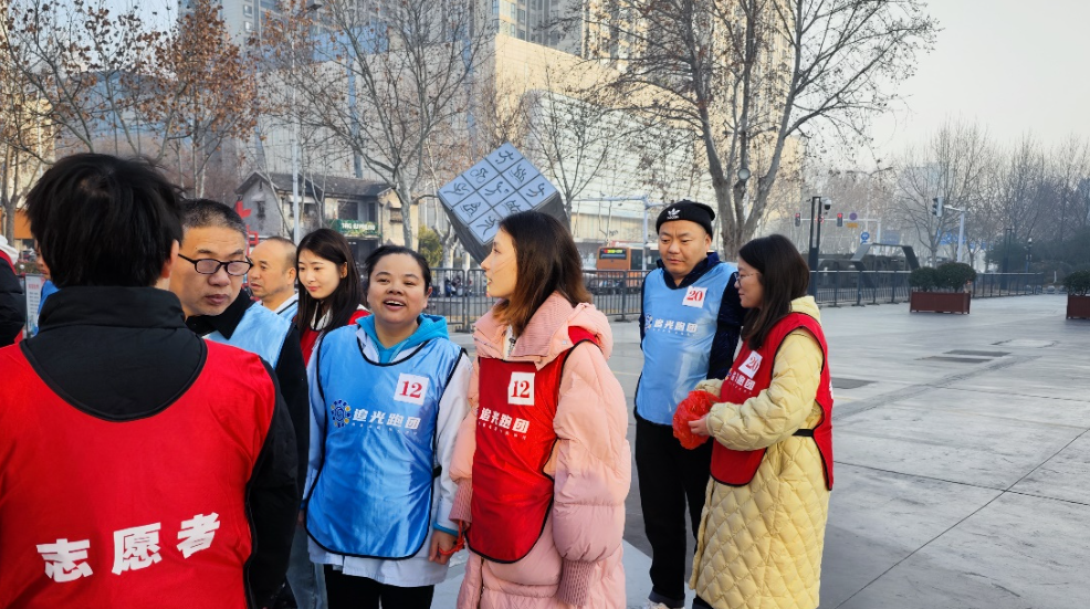湖南铁道职业技术学院学子吴浩开展社会实践 以汽修技能服务社区居民出行